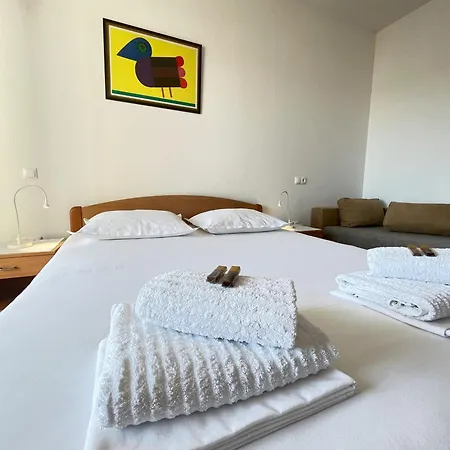 Mira Apartment