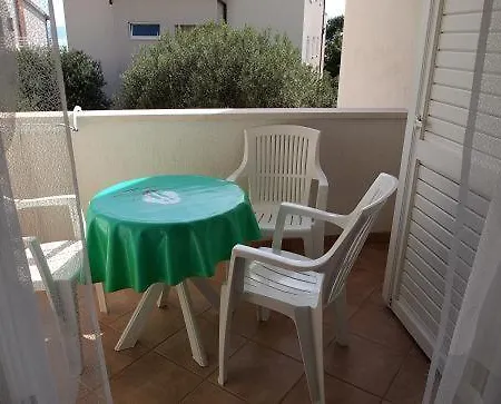 Mira Apartment