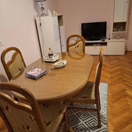 Lägenhet Mira *